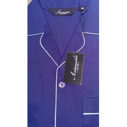 Poplin pyjamas m/korte ben og ærmer og med knapper fra Ambassador