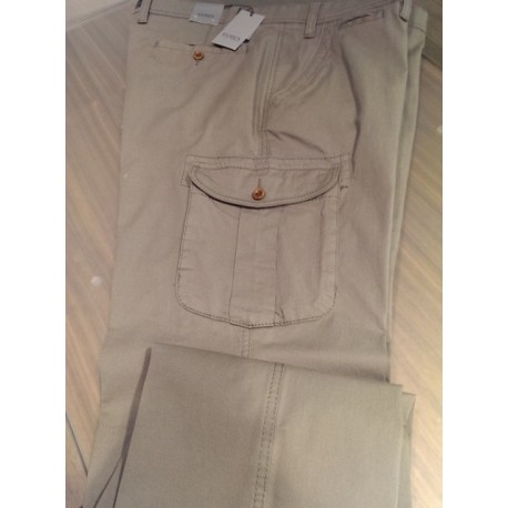 Fritidsbuks med lårlommer fra BRAX