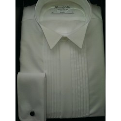 Smokingskjorte med knækflip og plissé fra Bosweel