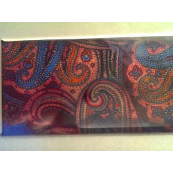 Elegant pyntelommertørklæde i 100% hør